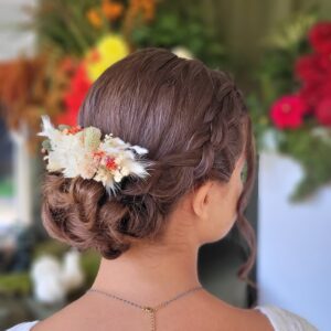 chignon mariée automnale avec des tresses